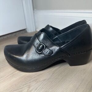 Dansko Black Leather Buckle Clogs Mules Comfort Work Shoes Women Size 41/10-10.5
